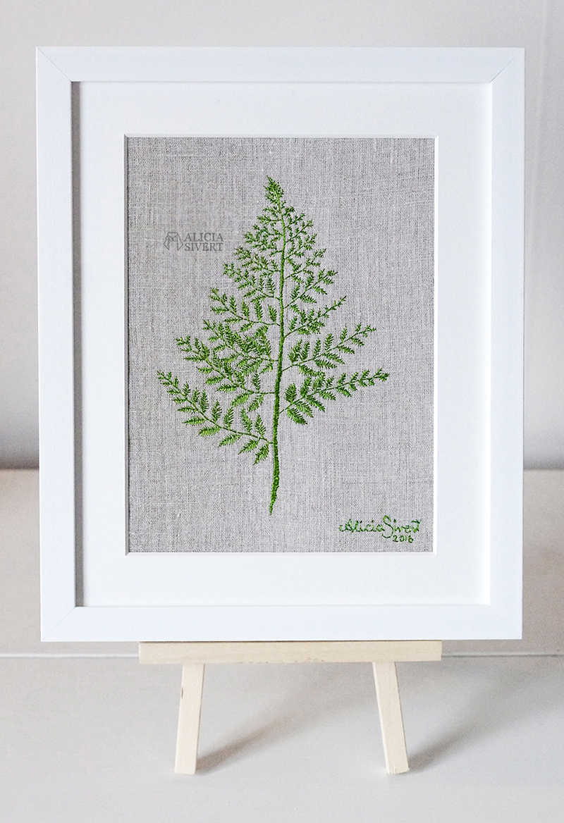 "Ormbunksblad", fern leaf embroidery by Alicia Sivertsson.