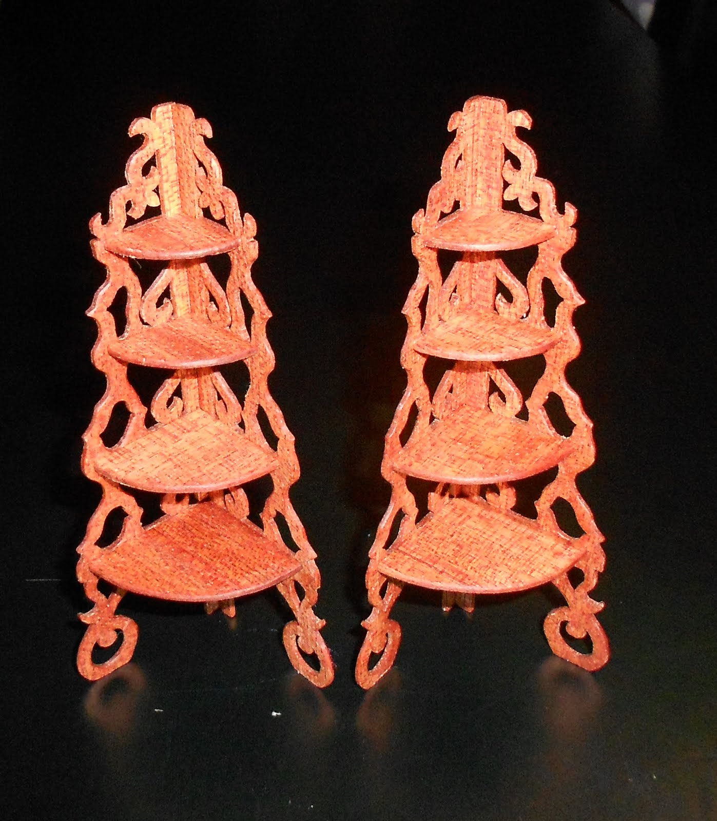 ME, MYSELF AND SCROLL SAW Miniature Shelves in 1/12th scale