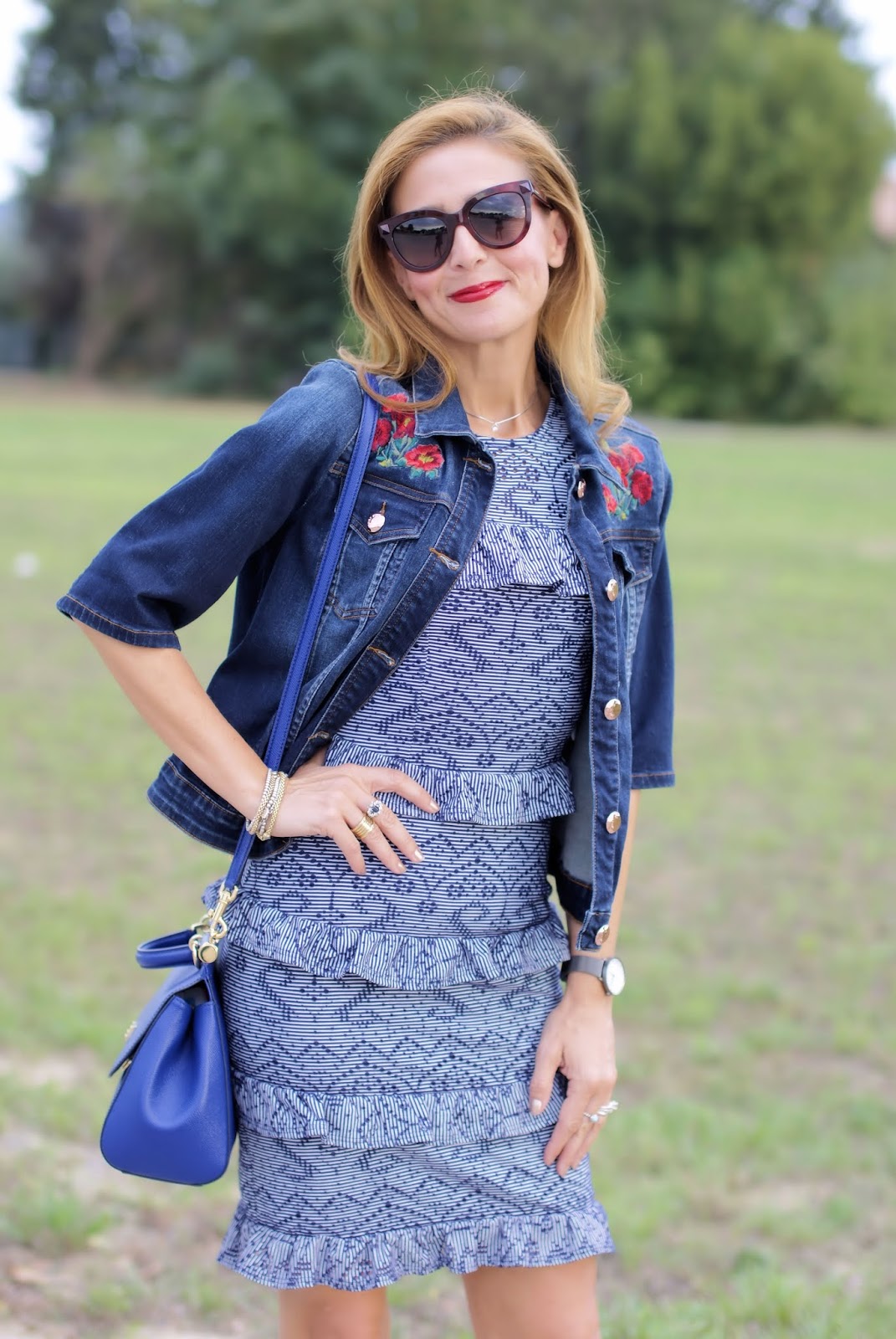 How to wear a denim jacket on an elegant dress Fashion and Cookies fashion and beauty blog
