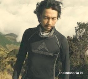 Lirik Lagu Garis Waktu - Fiersa Besari | Lirik Lagu Populer