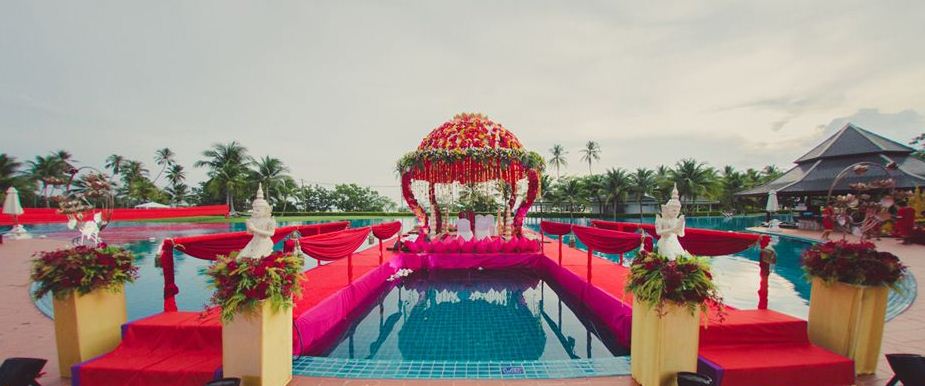 Fiestroevents Pool Side Mandap Decoration Ideas With Flowers And