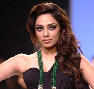 Sobhita Dhulipala Family Husband Son Daughter Father Mother Marriage Photos Biography Profile.