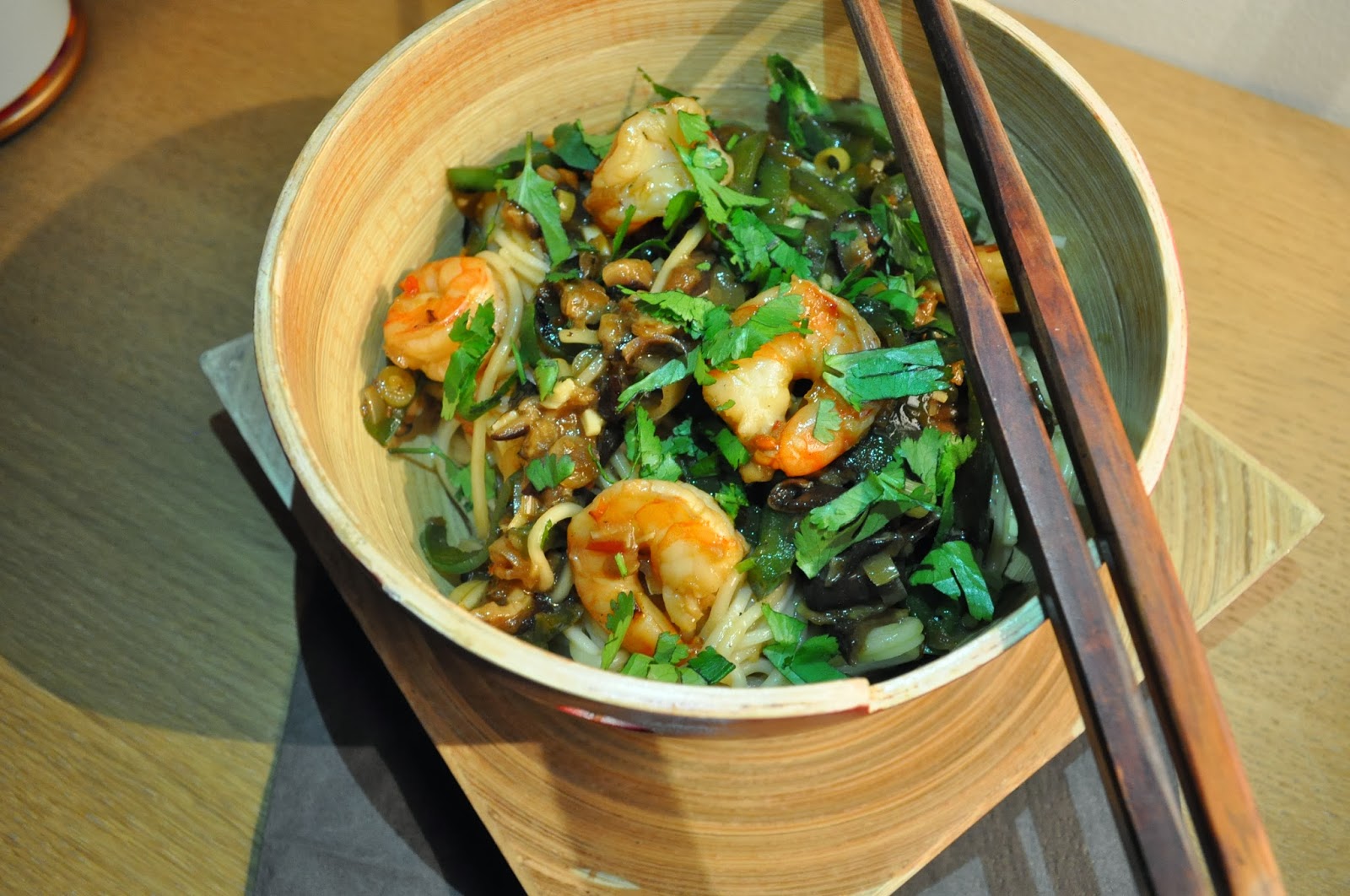 Wok de crevettes.