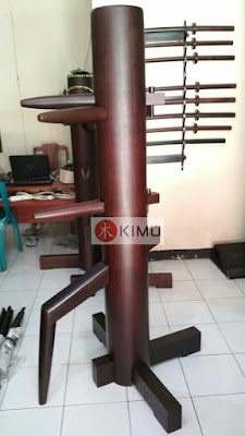 KIMU Dark Dragon Wooden Dummy / Mok Yan Jong (Single) KIMU Dark Dragon Wooden Dummy / Mok Yan Jong (Single)
