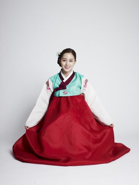 Filebook: Kpop Idols Greets Everyone for Chuseok Holiday