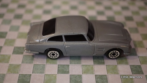 diecast made by Tic Toc as premium for Shell Helix