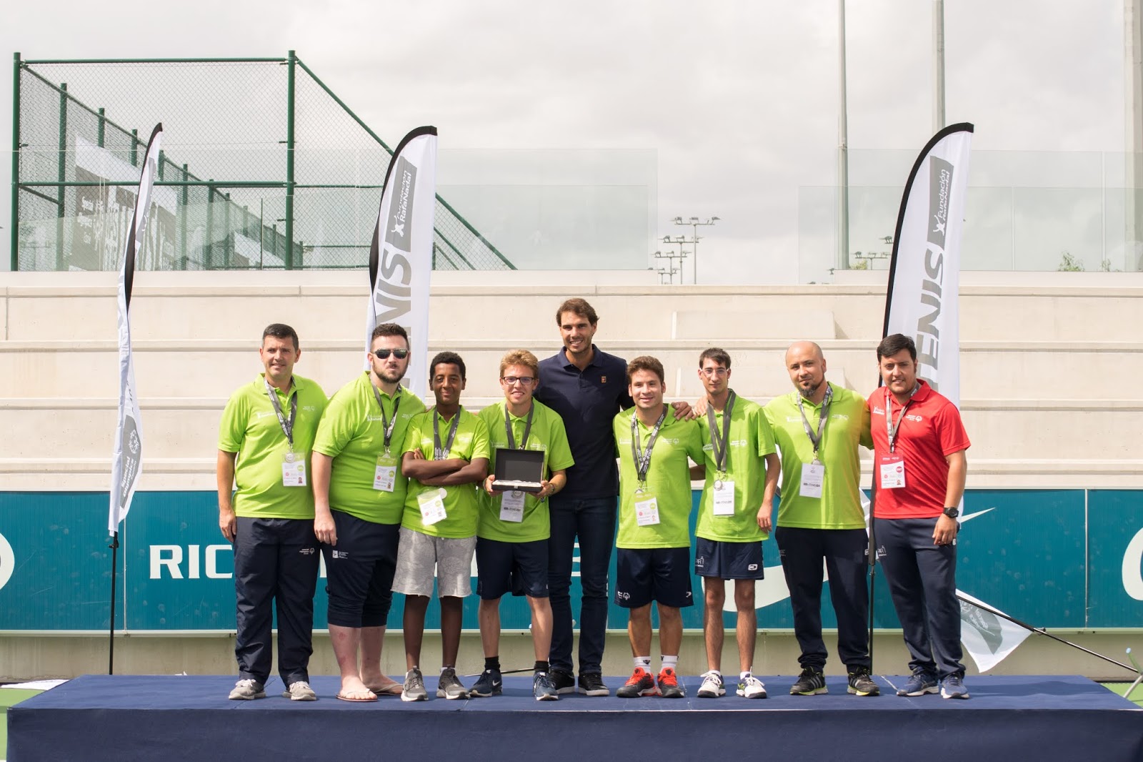 Club Deportivo A LA PAR IV