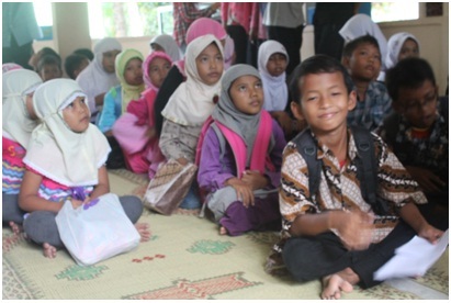 Sekolah Berjalan: Dusun Bodowaluh, Pundong, Bantul Sekolah Berjalan: Dusun Bodowaluh, Pundong, Bantul