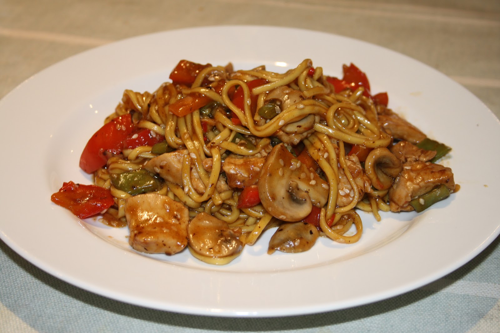 Kitchen Fairies Chicken and noodles in black beans