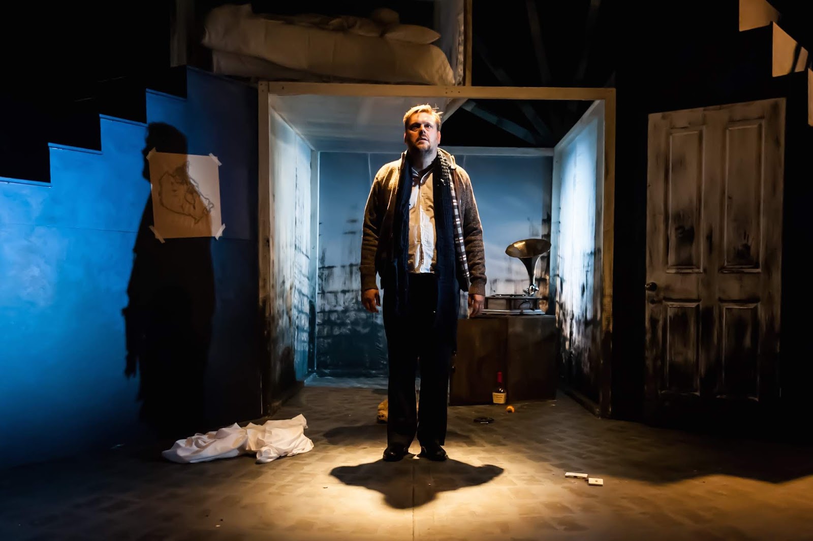 Hugill Mesmerising Simone Spagnolo's new philosophical