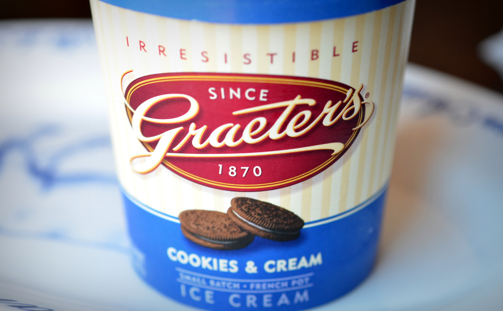 food and ice cream recipes REVIEW Graeter's Cookies & Cream