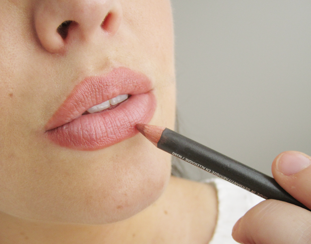 Revisiting a Classic Mac Spice Lipliner Girl Loves Gloss