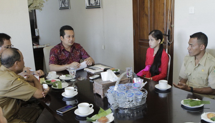 Dua Penyanyi Jembrana Lolos Liga Dangdut Indonesia