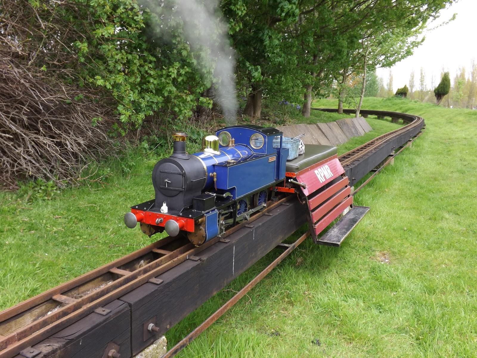 Sam's World: Little Engines Update...