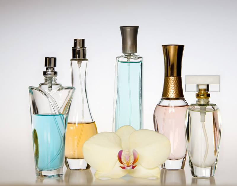 “Fragrance” 6 Skin Care Ingredients to Avoid