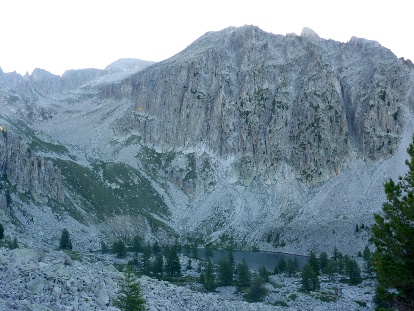 MACONGRANPENALERECAGIU Testa del Claus Anticima Sud Sperone Ovest