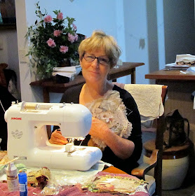 Suziqu's Threadworks: Fabric and Lace Book Workshop