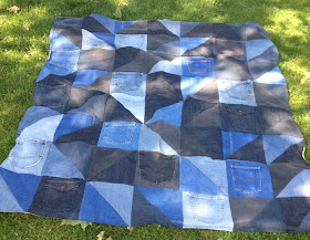 Darcidoodle-do!: What to do with old jeans? Make a quilt!