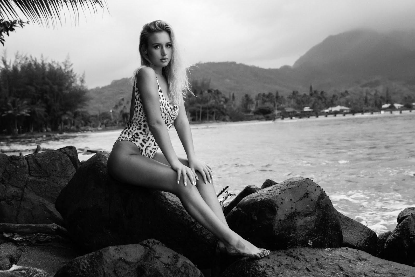 PHOTO NEWS KEITH KETCHUM Kauai Swimsuit Shoot with Julia Miller image