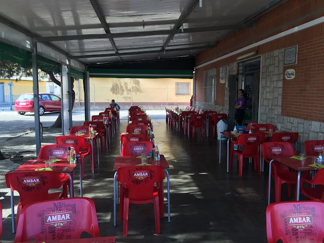 Terraza de la cooperativa de Mareny de Barraquetes Terraza de la cooperativa de Mareny de Barraquetes
