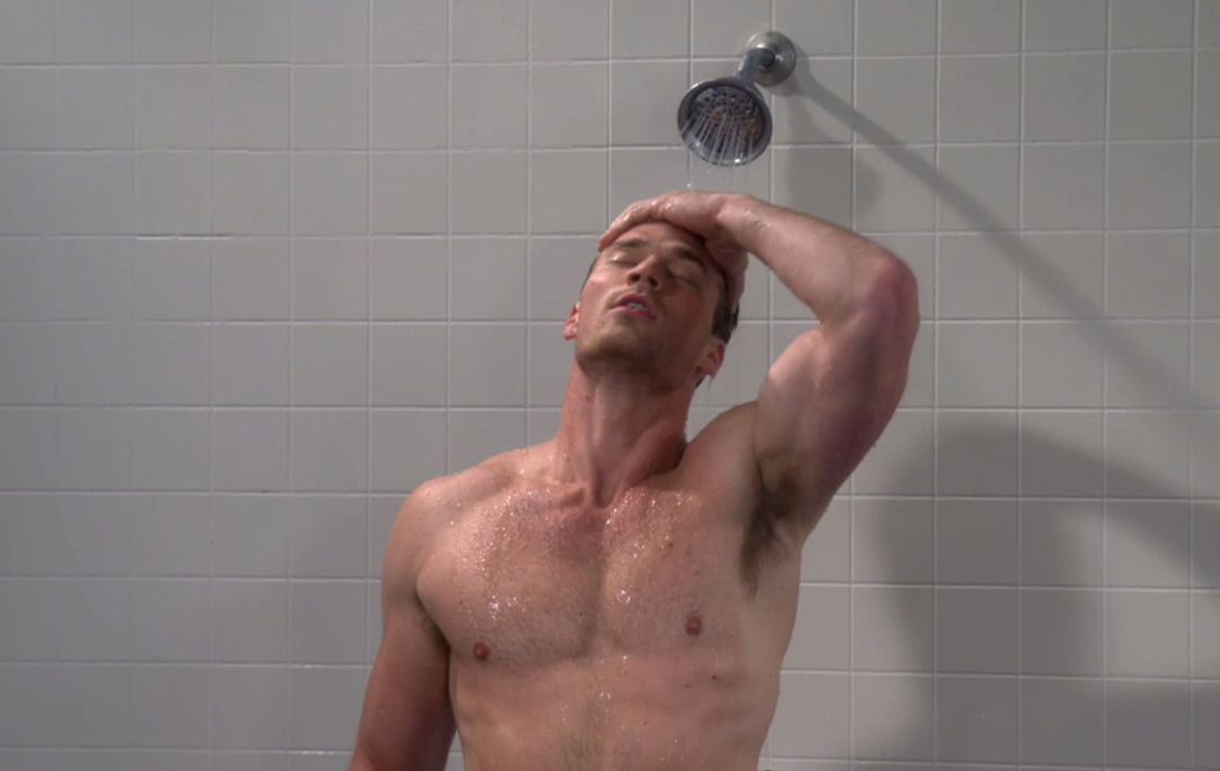 Television Hunk of the Day: Derek Theler.