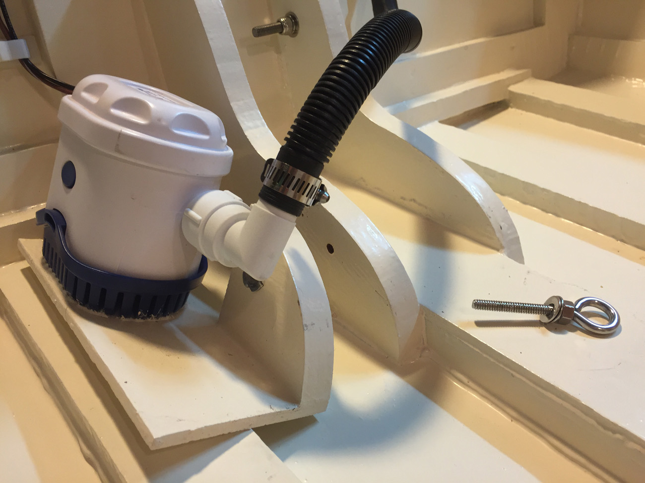 Michael's Boatbuilding Blog Testing the RuleMate 500 bilge pump