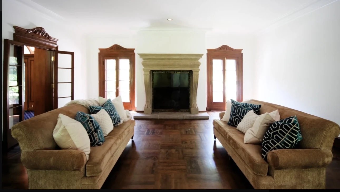Luxury Home Interior Design Tour vs. 1000 E Illinois Rd, Lake Forest, IL