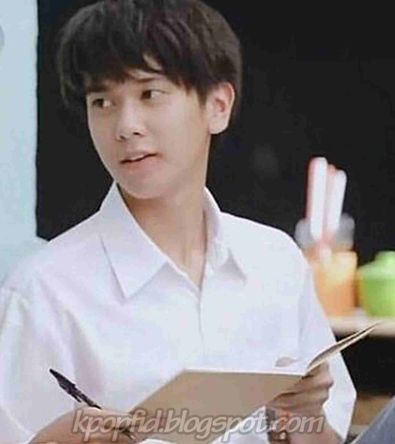 Biodata Dan Foto Iqbaal Dhiafakhri Ramadhan Terbaru