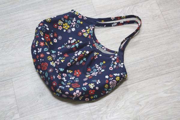 Reversible Hobo Tote Bag. How to sew DIY Picture Tutorial.