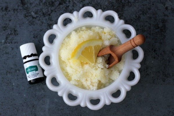 How to make DIY Lemon Peppermint Foot Sugar Scrub