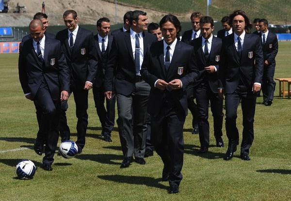 Article From Around The World: Andrea Pirlo Photo and Pictures