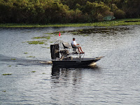 Airboat en el Camp Holly Airboat en el Camp Holly