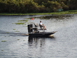Airboat en el Camp Holly Airboat en el Camp Holly
