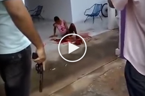 Resultado de imagem para Policial espanca e mata vagabundo que invadiu sua residência