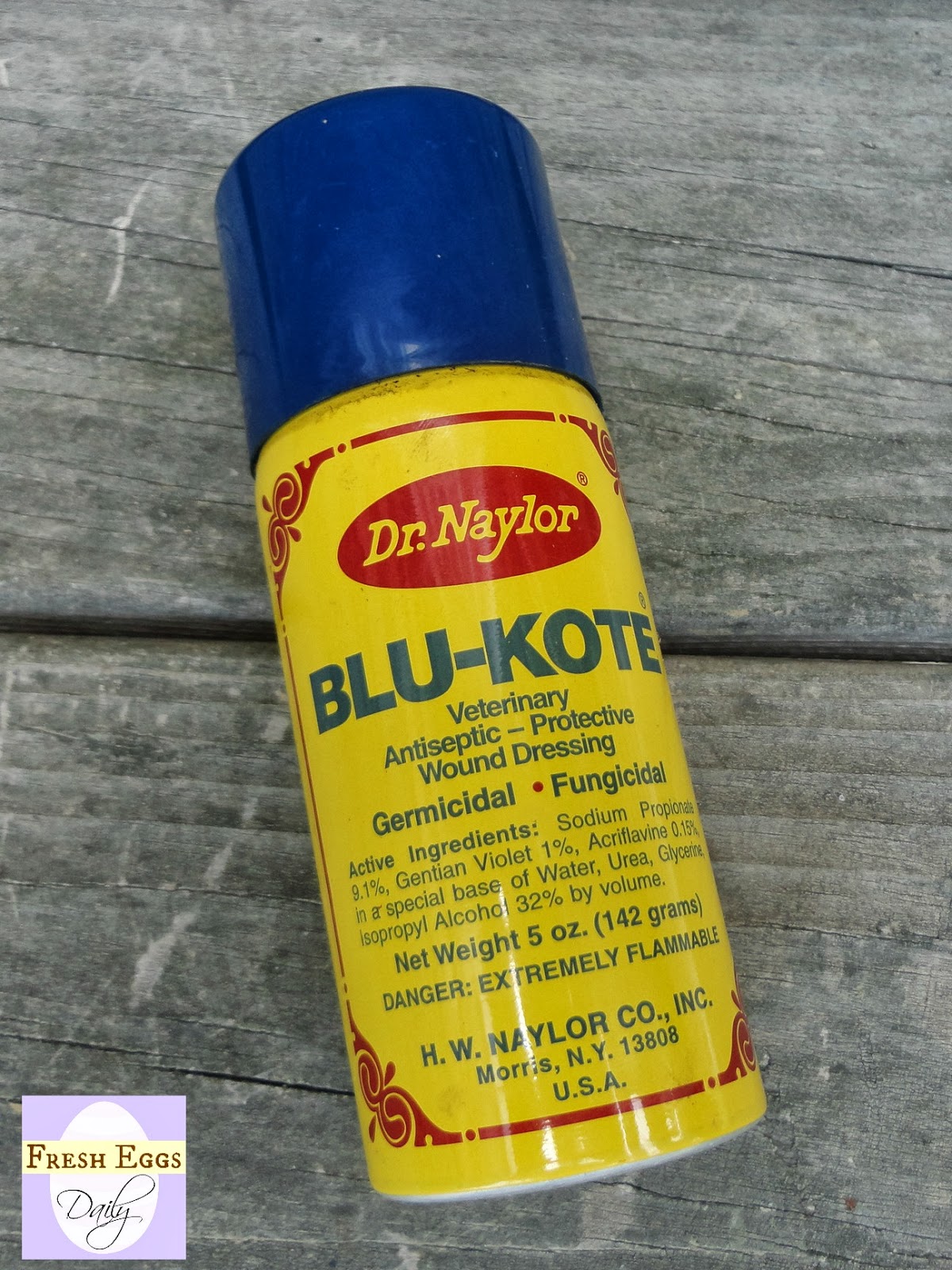 DIY Anti-Pick Blu-Kote Knockoff Spray For Backyard Chickens