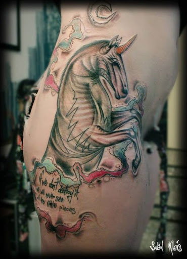 Um atipico unicornio