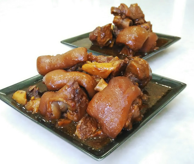 PORK TROTTER BLACK VINEGAR