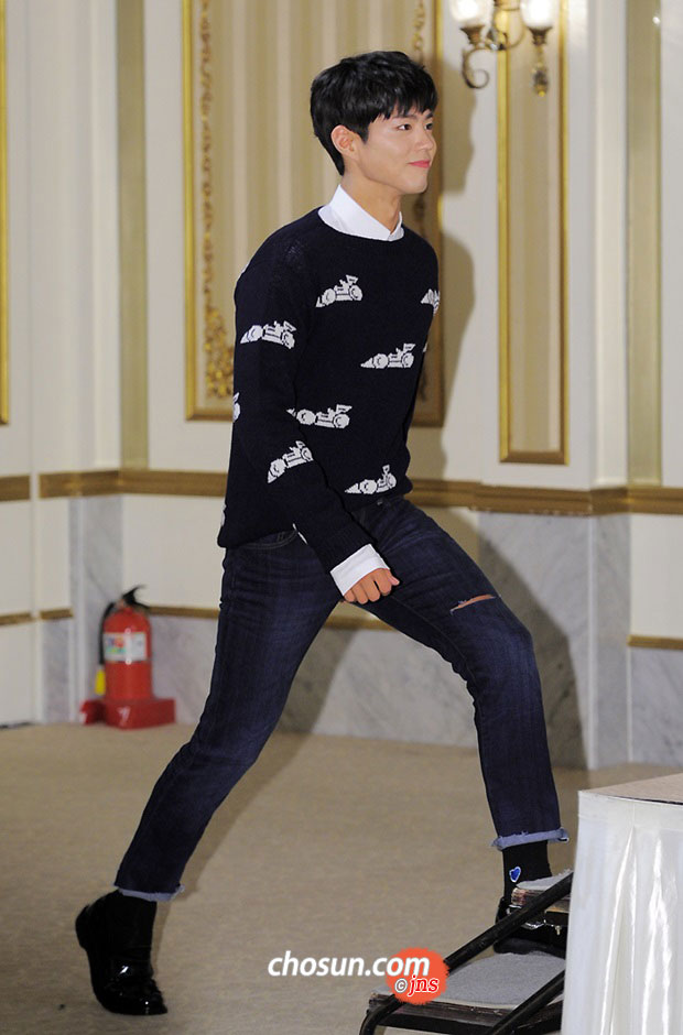 어제 박보검 꽃청춘 기자회견+시사회 | 인스티즈