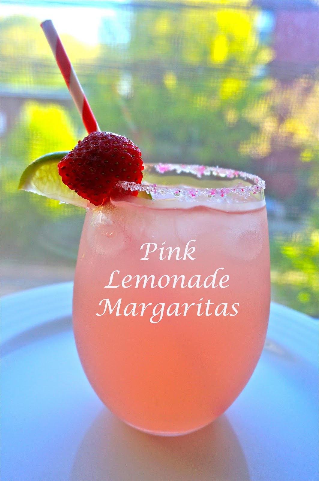 Fashionably Festive: Pink Lemonade Margaritas (For the Girls)