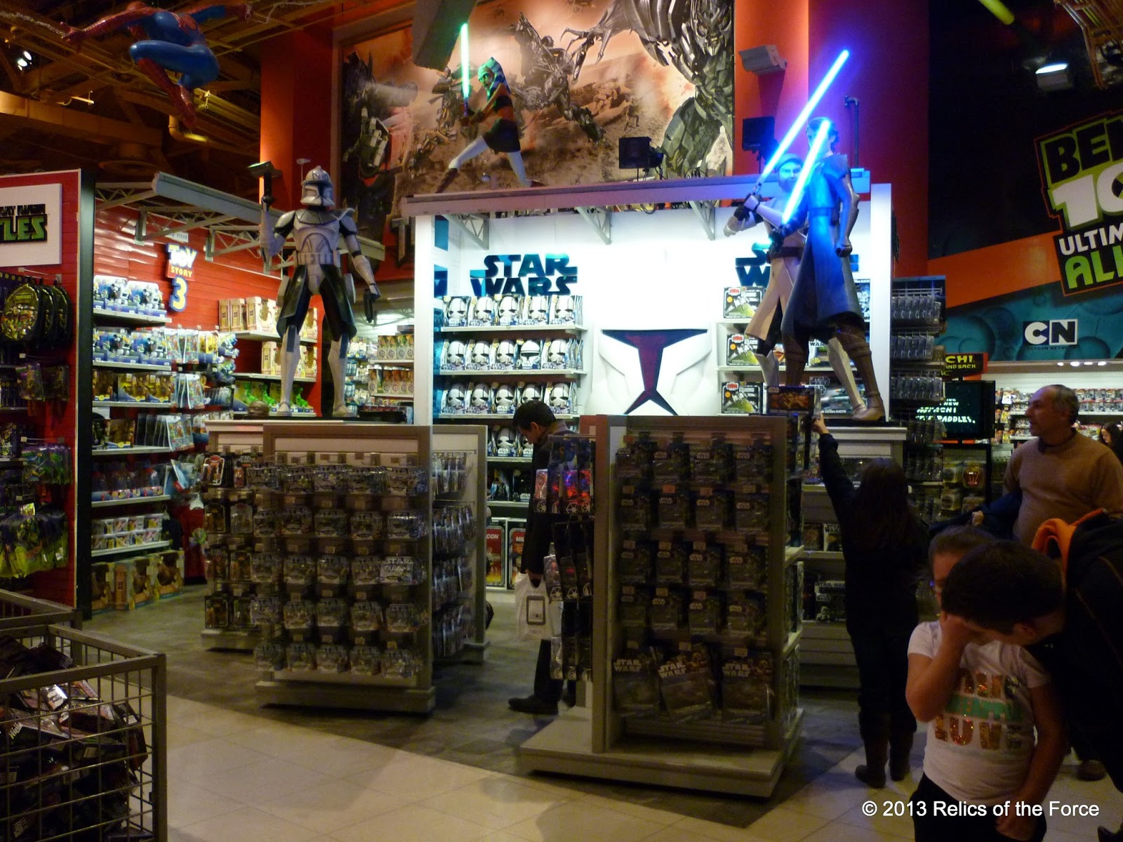 Relics of the Force New York Toy Store Tour
