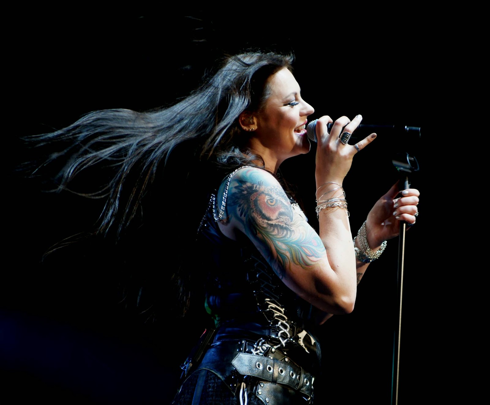 Найтвиш перл. Перл харбор hd. Найтвиш перл харбор. Nightwish elan. Nightwish wishmaster клип.