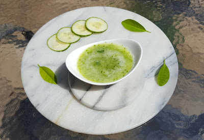 DIY Cucumber and Aloe Vera Eye Patches diy, skincare, skincare diy, beauty, beauty diy, natural, home-made, facial, mask, diy mask, cucumber, aloe vera, beauty blog, beauty blogger, eye mask, eye patches, diy eye masks, diy eye pactches, puffy eyes, treatment, under eye circles