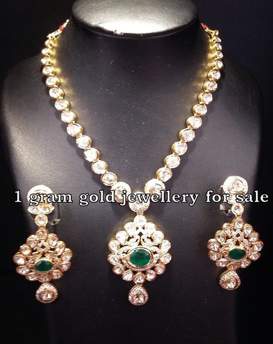 Indian jewellery: Pchi Necklace With Emeralds Weight 64 Grms