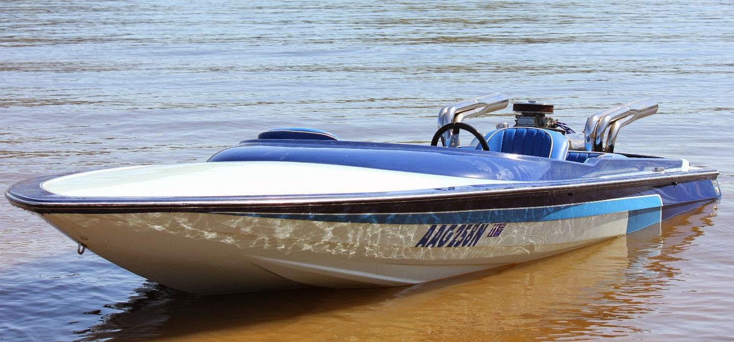 AUSSIE SKIBOATS random; STEPHENS TUNNEL RUNNER