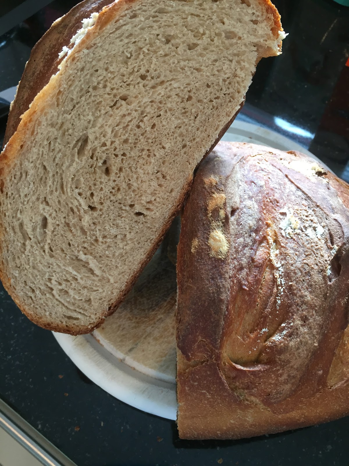 Claudia&amp;#39;s Küche: Buttermilchbrot