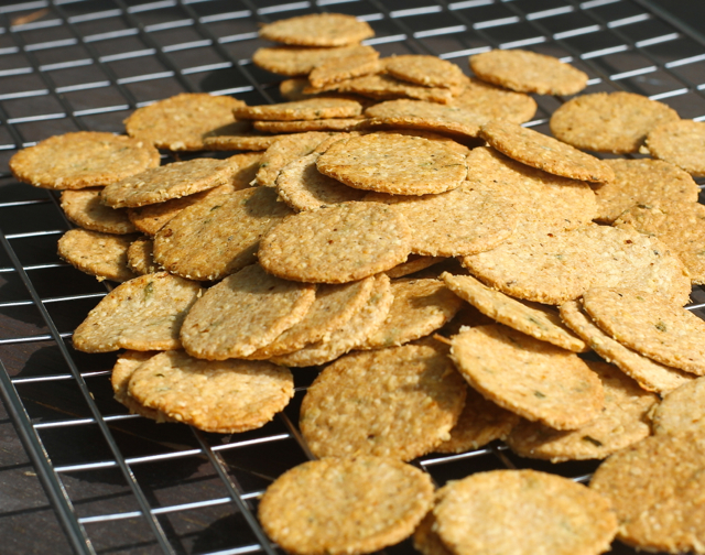 pepsakoy Spicy Chive & Garlic Oat Crackers