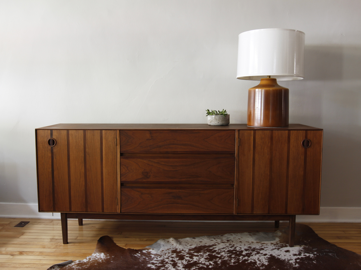 str8mcm Mid Century Credenza