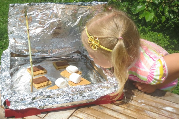 FUN SCIENCE: Make solar S'mores using a pizza box! We do this every Summer- so fun!
