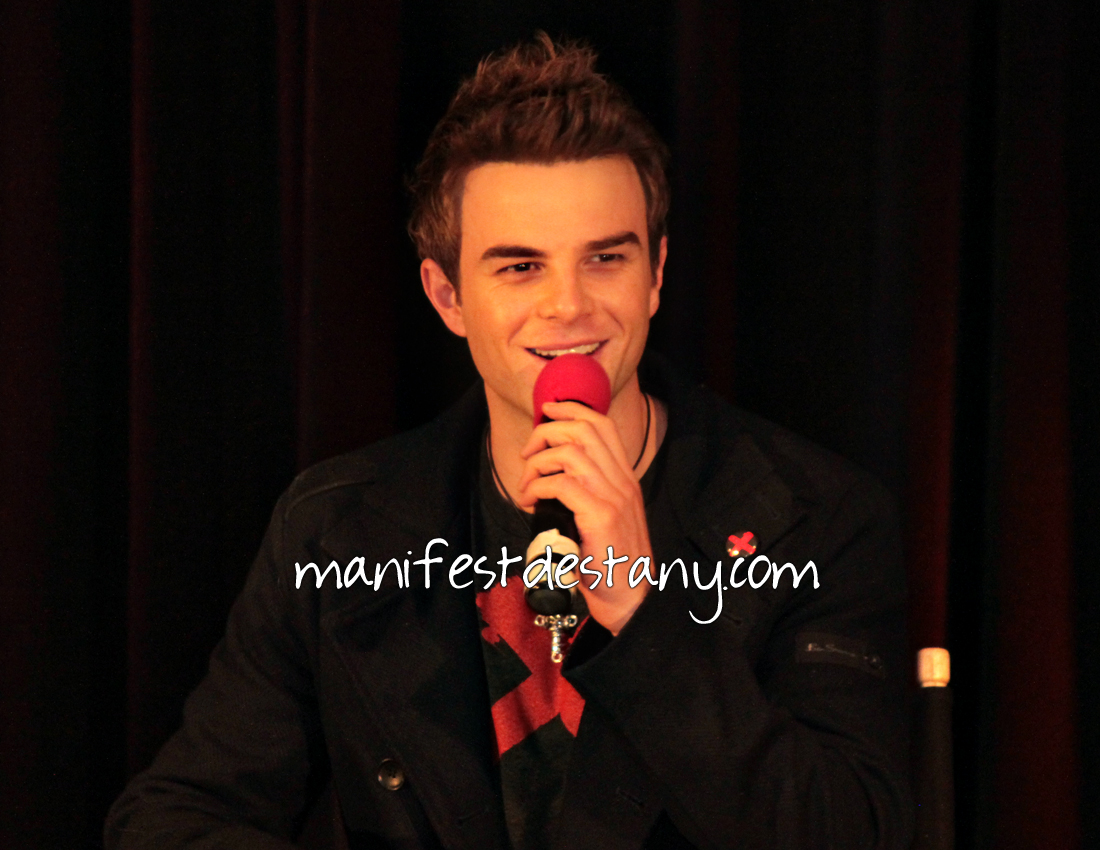 Nathaniel Buzolic e sua carreira artística