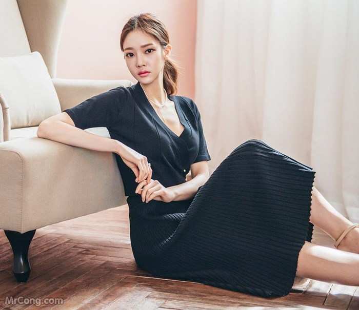 Beautiful Park Jung Yoon in the April 2017 fashion photo album (629 photos) photo 12-15
